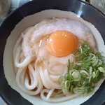 山越うどん - 見た目も美しく、味も素敵な「月見山」