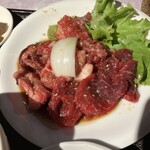 東京牧場 神田店 - カルビ、ロース