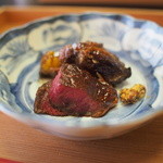 しのはら - 手前が蝦夷鹿