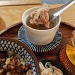 台湾茶房 婉 - 手羽先スープ