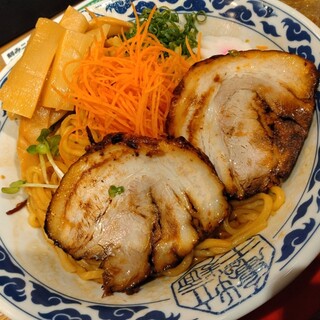 らーめん 亀王_0