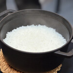 日本料理 TOBIUME - ⑧"新米 河内の清流"
      にえばな（お米品種：かわち清流米の夢つくし・福井