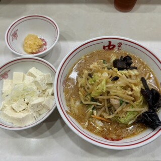 蒙古タンメン中本_1