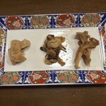 秋田こまち - ゆきのしたたけ•やまのまいたけ•ぶなかのか