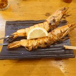 貝屋 マルホウ - 大きなエビ串