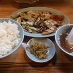 留園 - ・豚肉とキャベツの味噌炒め定食 700円