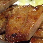 真助 - 厚み・断面