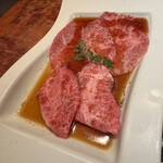 恵比寿焼肉　kintan - 黒毛和牛 上カルビ、肩サンカク