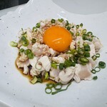 居酒屋 とんや 食肉市場直送 - ササミユッケ