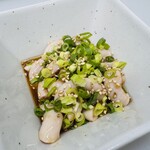 居酒屋 とんや 食肉市場直送 - コブクロニンニク