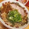 伍福軒 - 背脂醤油ラーメン黒(790円)背脂マシ(100円)