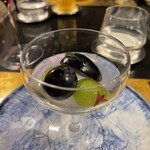 焼肉牛印 - シャインマスカットとナガノパープルの水キムチ