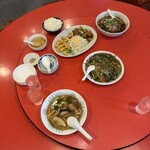 雁飯店 - 