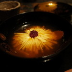 龍吟 - 玉子豆腐の菊花椀