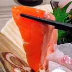完全個室×海鮮和食 新鮮組 - 魚河岸直送のお造り4種盛り合わせのサーモンリフト
