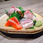 完全個室×海鮮和食 新鮮組 - 魚河岸直送のお造り3種盛り合わせ