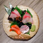 完全個室×海鮮和食 新鮮組 - 魚河岸直送のお造り3種盛り合わせ