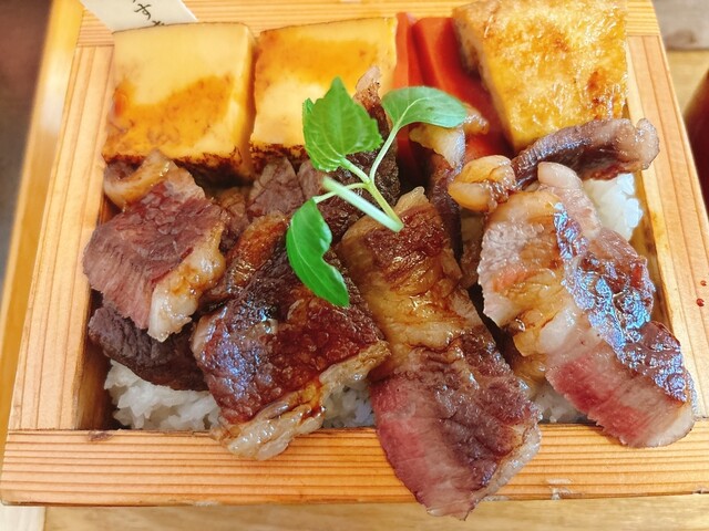 Ushiya Yohei photo 2