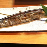 季節料理 よし野 - サンマ塩焼き