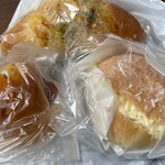 ハースブラウン - 料理写真:パン３種