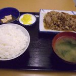 三平 - 【２０１０年２月】しょうが焼き定食