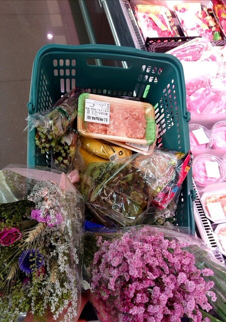 こだわり市場 A COOP Farmers Pia Midori Ten - Other areas in Chino City