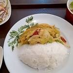 タイ料理レストラン バンコク - ガイパッポンカレー