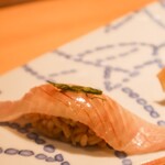 難波 すし麗 - 肉厚なえんがわ