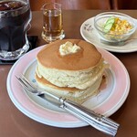 オンリー - ふわっふわ生地×とろじゅわバター（×メープルシロップ）