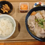 マトルル - 豚汁