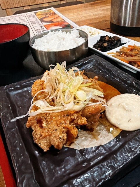 Umai Mon Sakaba Miyabi Marunouchi Ten