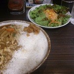 Koko Ichibanya - 根菜カレー820円と野菜サラダ185円