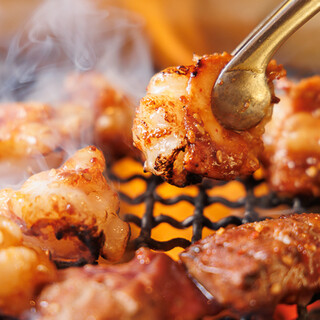 自家製タレとともに、質の高い飛騨牛をお手頃価格でご提供