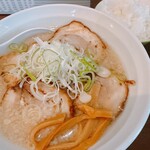 とんとん船 - 塩とんこつチャーシュー（1,000円）