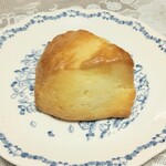 ラ・ブランジュリ・キィニョン - プレーンスコーン250円（税込）