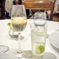 シェ・イノ - 