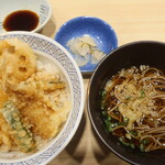 夢庵  - 料理写真:ランチ天丼選べる小麺・お新香付（温そば）