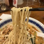 三喜園 - 麺の感じ