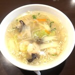 楼蘭 - エビ入りスープそば