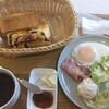 食パン専門店 Hibi Pan Bakery & cafe