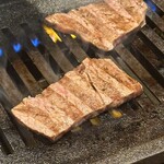 和牛焼肉やくにく 徹 - 
