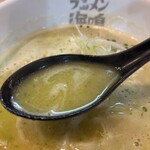 ラーメン海鳴 - まろやかなバジルソースが美味い♫