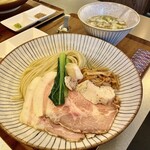 麺や くろえもん - 帆立の昆布水つけ麺（白）