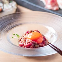 黒毛和牛炙りユッケ