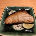 すしやのたい悟 - 鰤塩焼さんでーす。①
