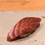 すしやのたい悟 - 背トロさんでーす。