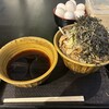 なぜ蕎麦にラー油を入れるのか。 西武新宿店