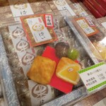 小布施パーキングエリア(上り線) ショッピングコーナー - 