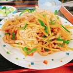 中華飲茶酒場　紅梅 - 青椒肉絲