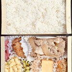 金兵衛 - ・豚肉の生姜焼き弁当　¥1,080-(税込)